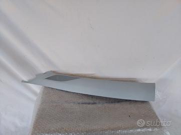 RIVESTIMENTO MONTANTE ANT SINISTRO 5G0867233R ZA4 