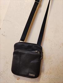 Borsello a tracolla Carrera Nero