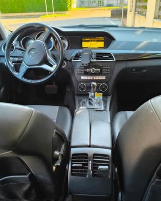 Mercedes C250 4MATIC BLUEFFICENTY 