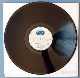 Disco 45 rpm Maxi EP EEK A MOUSE Model She a Model
