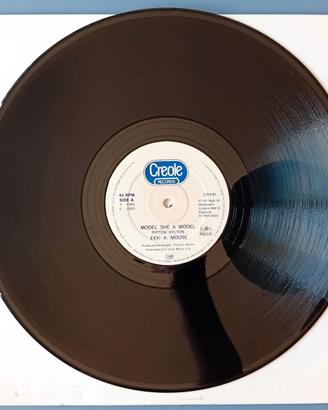 Disco 45 rpm Maxi EP EEK A MOUSE Model She a Model