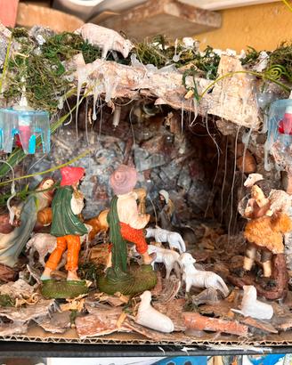 Presepe completo di pastori