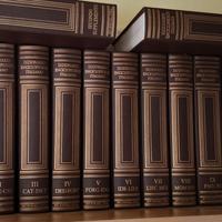 enciclopedia Treccani 12 volumi e 2 supplementi 