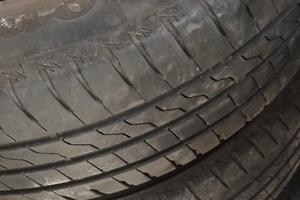 gomme estive e cerchi per opel corsa yaris 