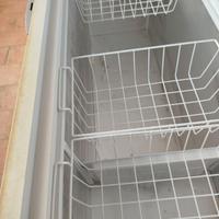 congelatore  marca  Isonse  Deco   da 451 litri