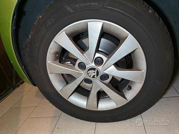 Cerchi e gomme termiche Hankook 175/65 R14 4x100