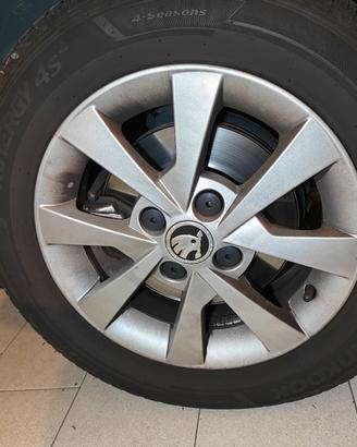 Cerchi e gomme termiche Hankook 175/65 R14 4x100