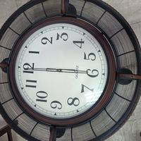 Tavolo basso con orologio Diametro 96, 5 cm