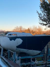 Scafo barca Gib Sea vela da restaurare 7.5m