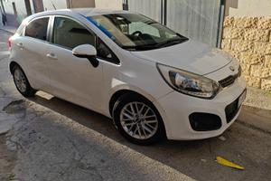 Kia Rio 1.4 crdi Euro 6 diesel