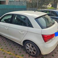 Audi A1 Sportback 1.0 TFSI – 2012 – 130.000 km