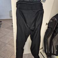 Pantaloni moto