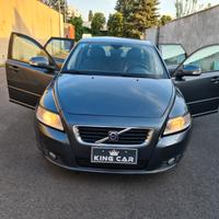 Volvo V50 D2 R-design
