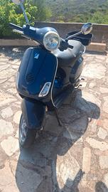 Motociclo Piaggio Vespa 150 lx