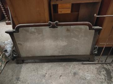 cornice in legno antica con specchio 