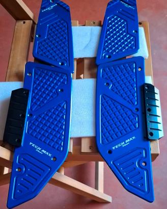 pedane tmax560 .montabike Twitter trattabiliii 