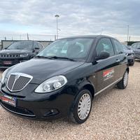 Lancia Ypsilon 1.3 mjt 75 cv