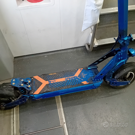 Monopattino elettrico kukirin g2 max