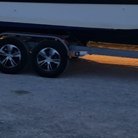 Rimorchio satellite doppio asse