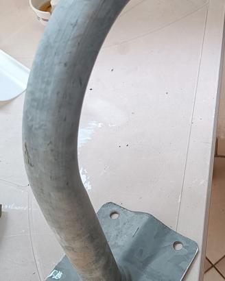 Staffa per antenna parabolica 
