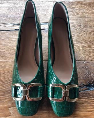 Scarpe vernice verde NUOVE 40 sconto -74%