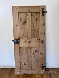 Porta antica in legno di abete a 4 pannelli