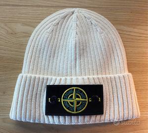 Berretto cappello cuffia lana Stone Island.