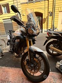 Triumph Tiger 800