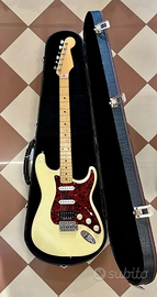 CHITARRA ELETTRICA CUSTOM CON CUSTODIA