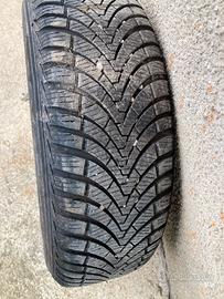 Gomme e cechi per Citroen Peugeot