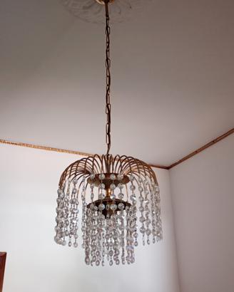 Lampadario con pendenti in cristallo 