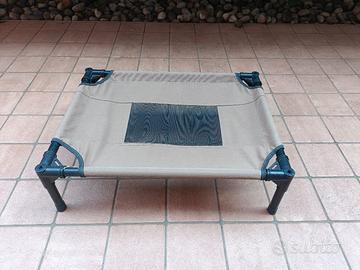 cuccia rialzata per cani o gatti 