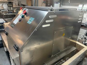 PORZIONATRICE IMPASTO PIZZA PIADINE