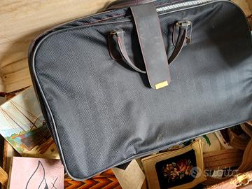 Valigia grande a due scomparti