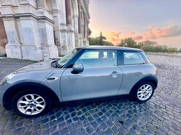 MINI COOPER DIESEL AUTOMATICA
