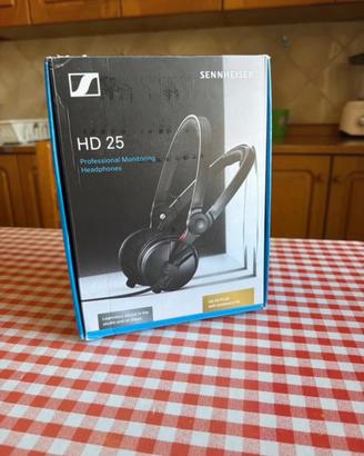 Senneheiser hd 25 plus