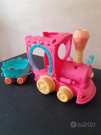 Trenino con rimorchio