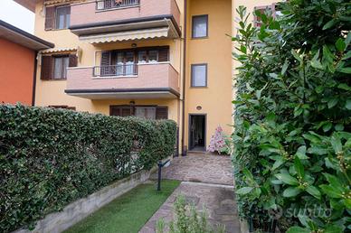 TRILOCALE ARREDATO CON BOX E CANTINA