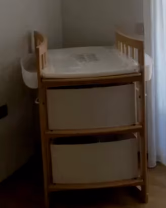 fasciatoio Stokke con accessori
