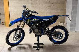 Yamaha yz 125 2023 omologato