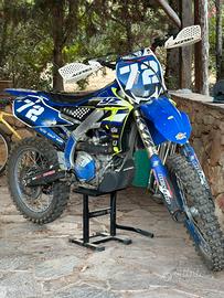 Moto p