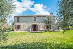 Villa o villino Baschi [Cod. rif 3297764VRG]