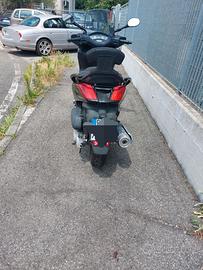 XMax 250