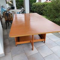 TAVOLO  CHIUDIBILE A SCATOLA