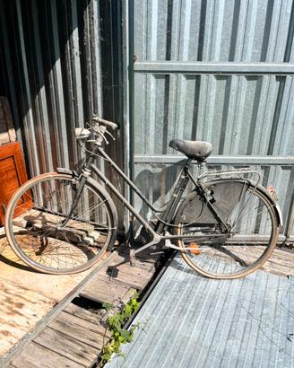 Biciclette d’epoca da restaurare