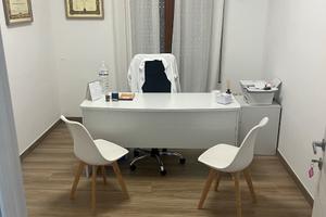 Stanza in ufficio condivido