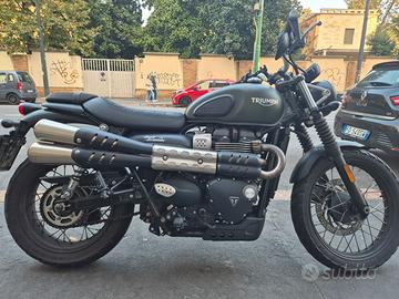 Triumph street scrambler 900