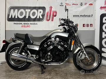Yamaha V Max 1200