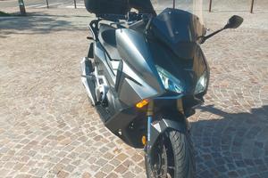 scooter Honda Forza