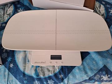 Bilancia pesa neonati e adulti